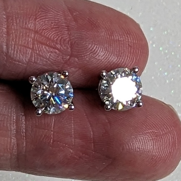 1 Carat Certified Moissanite Round Brilliant 6.5 MM Stud Earrings - Picture 6 of 10
